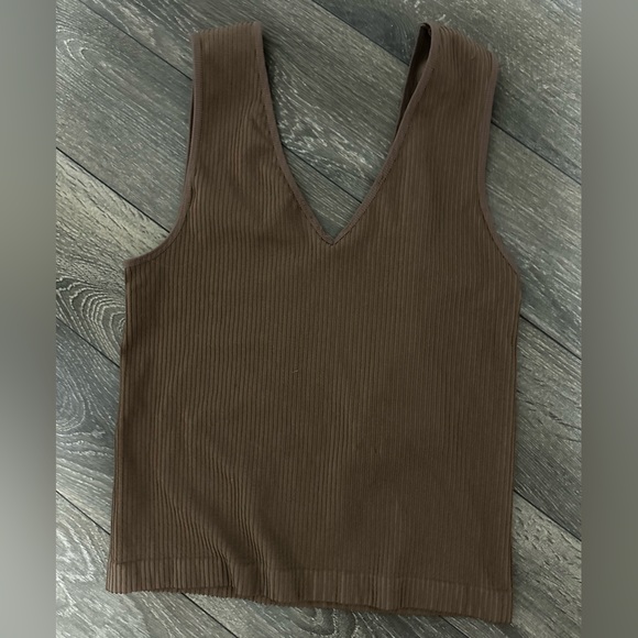 Brown Ribbed Knit Tank Top - Franklin&Daysi - Picture 3 of 5